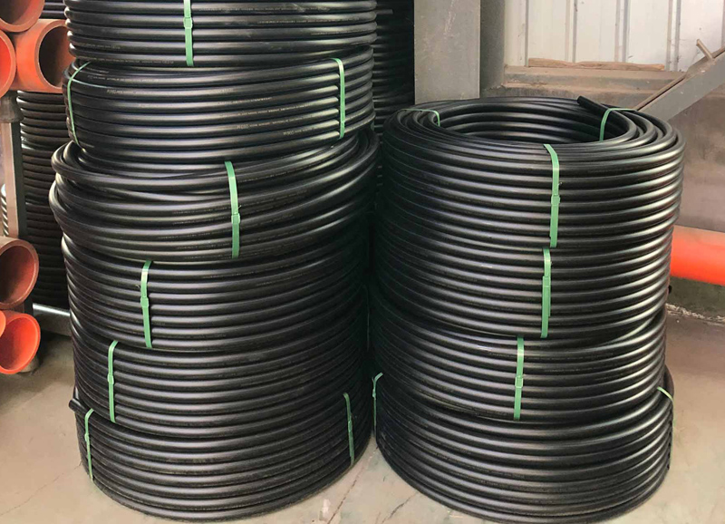 國標(biāo)全新料PE給水管